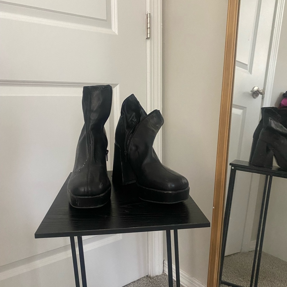 BRATZ LIKE BOOTS